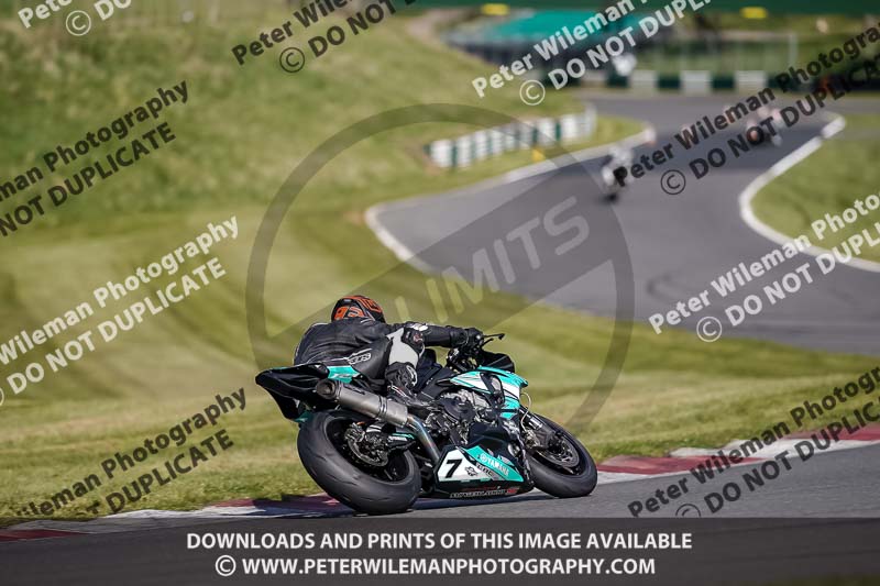 cadwell no limits trackday;cadwell park;cadwell park photographs;cadwell trackday photographs;enduro digital images;event digital images;eventdigitalimages;no limits trackdays;peter wileman photography;racing digital images;trackday digital images;trackday photos